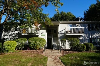 Building Photo - 41 Morgan Pl