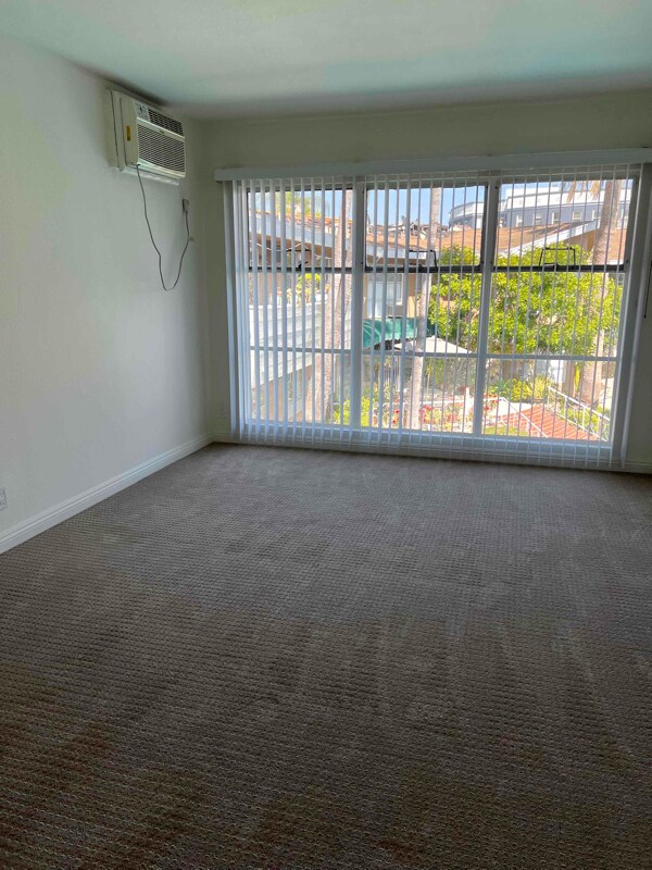 Foto del edificio - 1801 Grace Ave