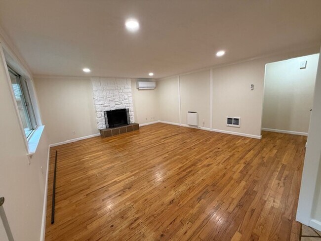 Foto del edificio - 18021 SW Tualata Ave