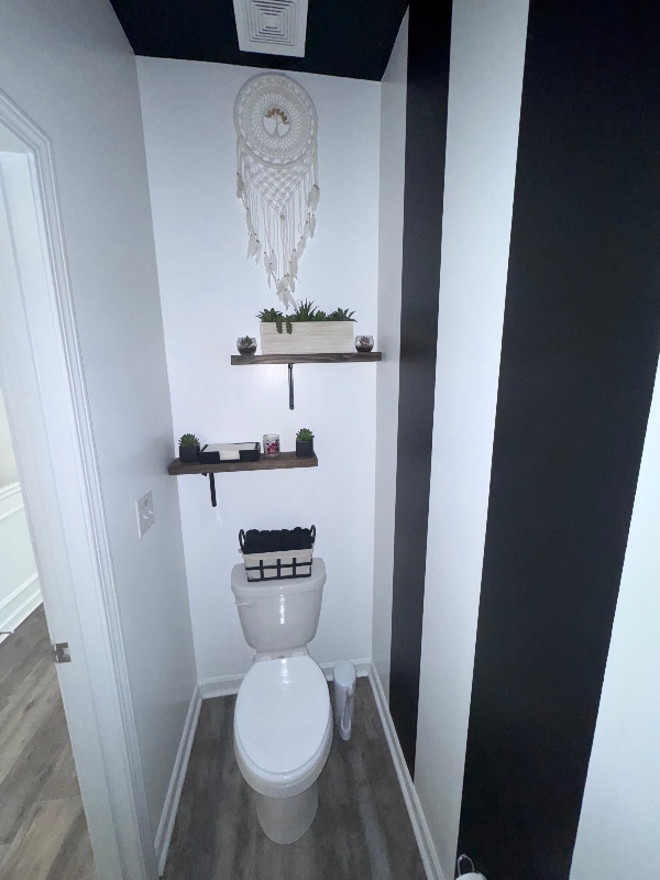 Foto del edificio - 2444 Haliard Way