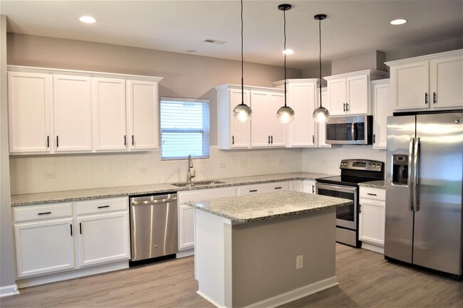 Building Photo - 13205 Ferguson Forest Dr