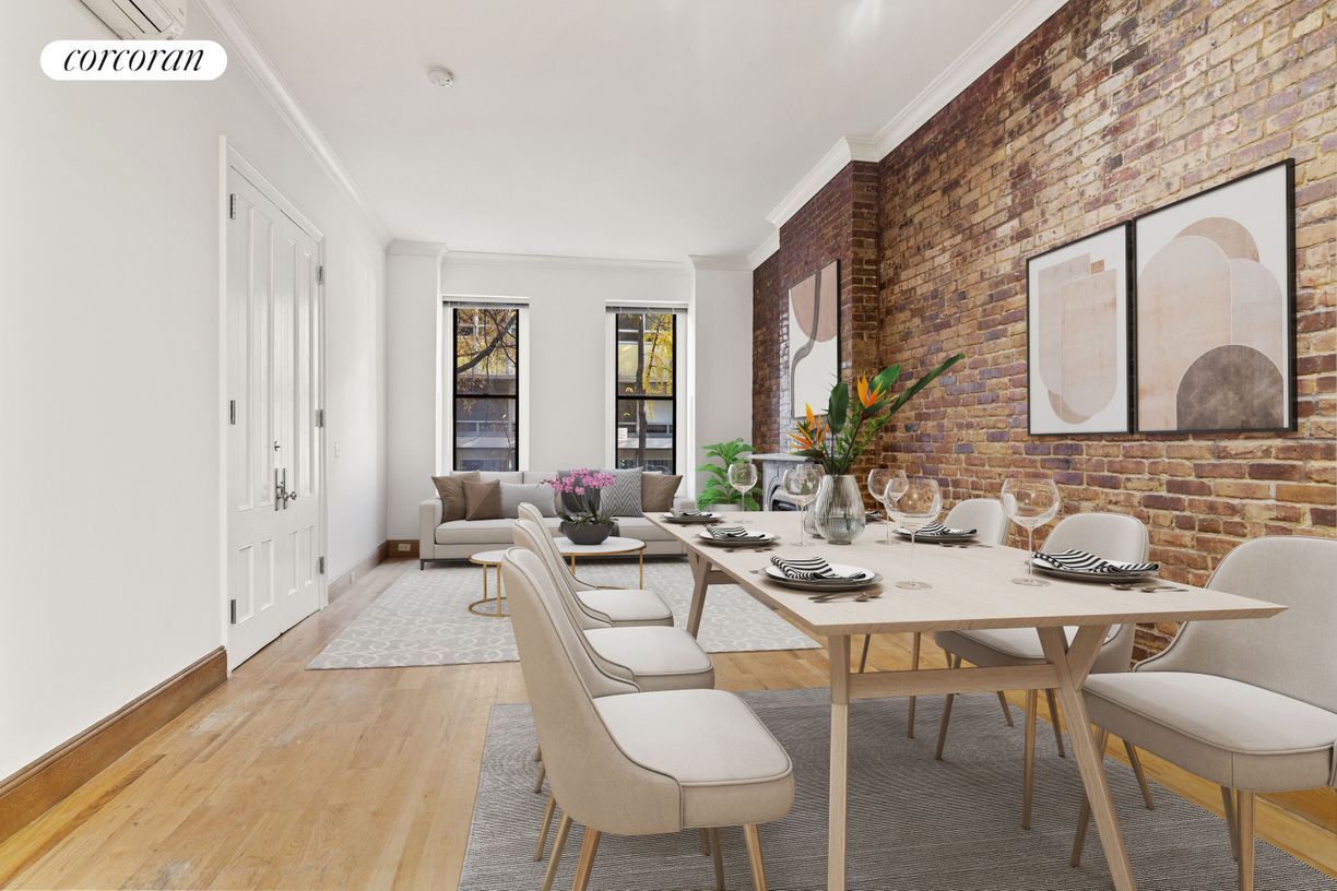 Foto principal - 70 W 11th St