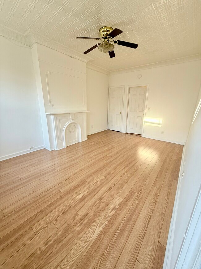 Foto del edificio - 1267 DeKalb Ave