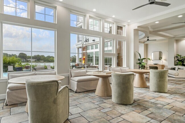 Foto del edificio - River House Apartments