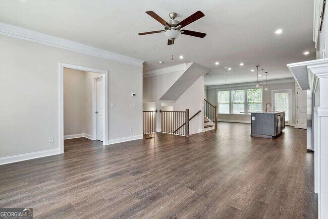 Foto del edificio - 1395 Harris Way S