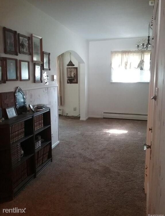 Building Photo - 5 br, 3 bath House - 3172 S Center Rd