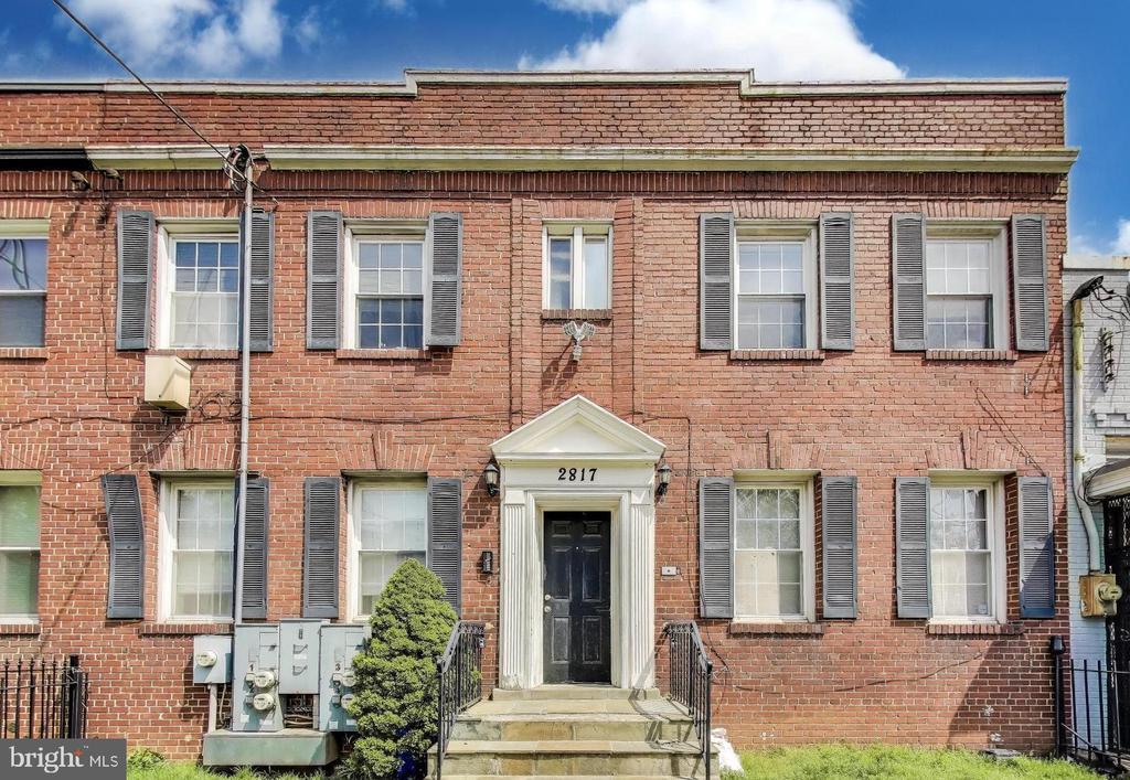 Foto principal - 2817 7th St NE