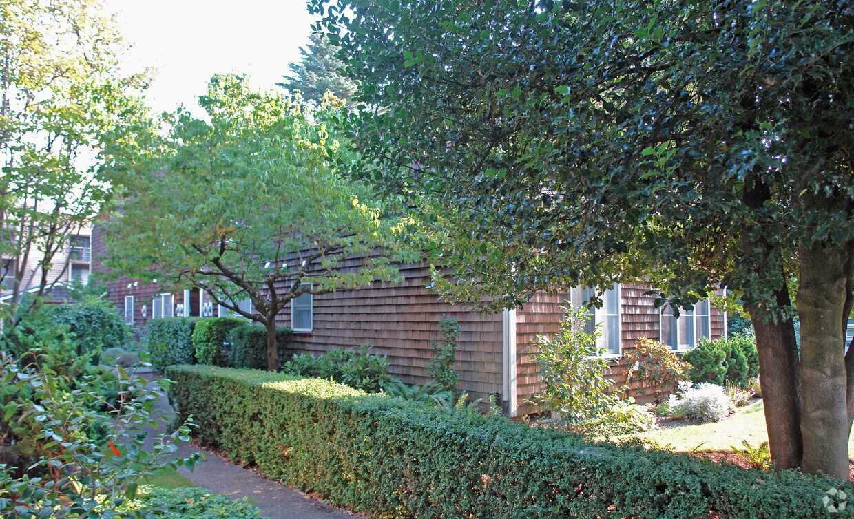 Building Photo - Chemeketa House