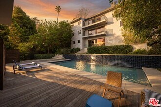 Building Photo - 2035 De Mille Dr