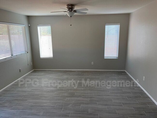 Building Photo - 8414 S 50th Ln