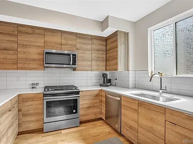 Foto del edificio - 826 Irving St