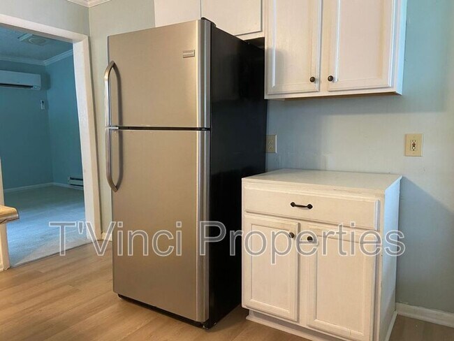 Foto del edificio - 2 Bedroom, 1 Bathroom House in High Point!