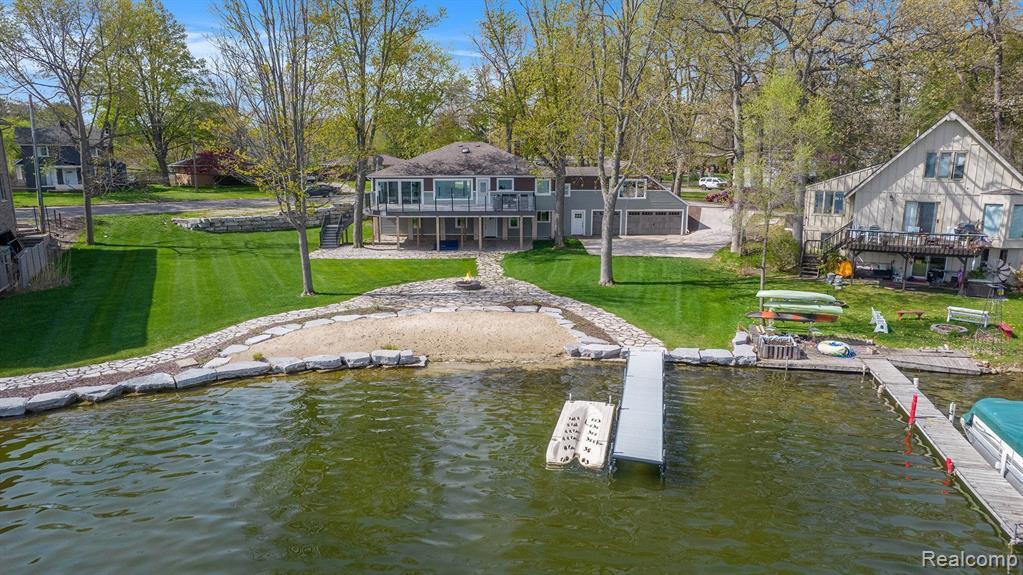 Foto principal - 2200 S Long Lake Rd