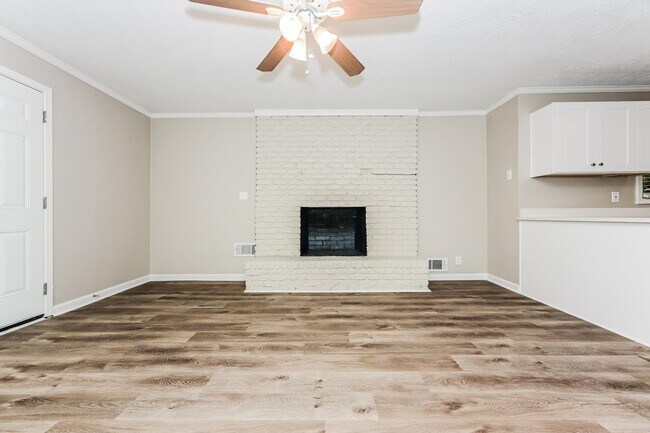 Building Photo - 3723 Eagle Woods Cir