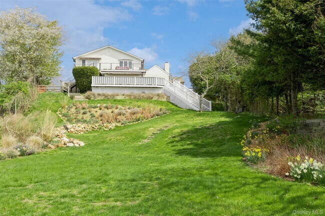 Foto del edificio - 155 Essex St