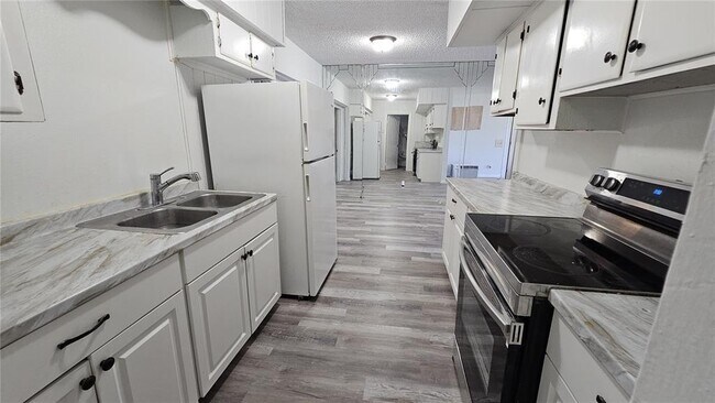 Foto del edificio - 2771 SW 3rd St