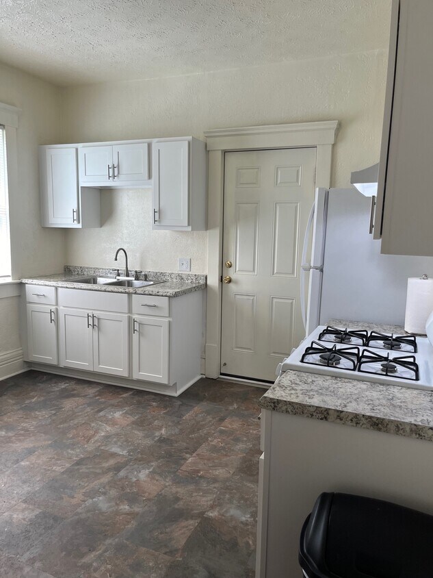 Foto principal - 287 Wheeler St