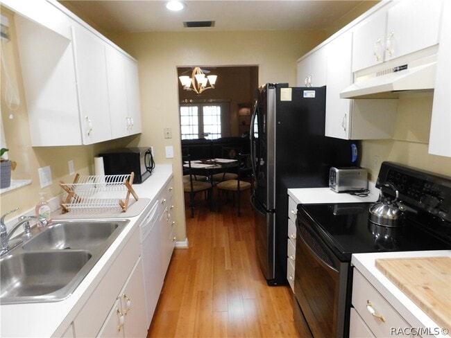 Building Photo - 95 E Hartford St