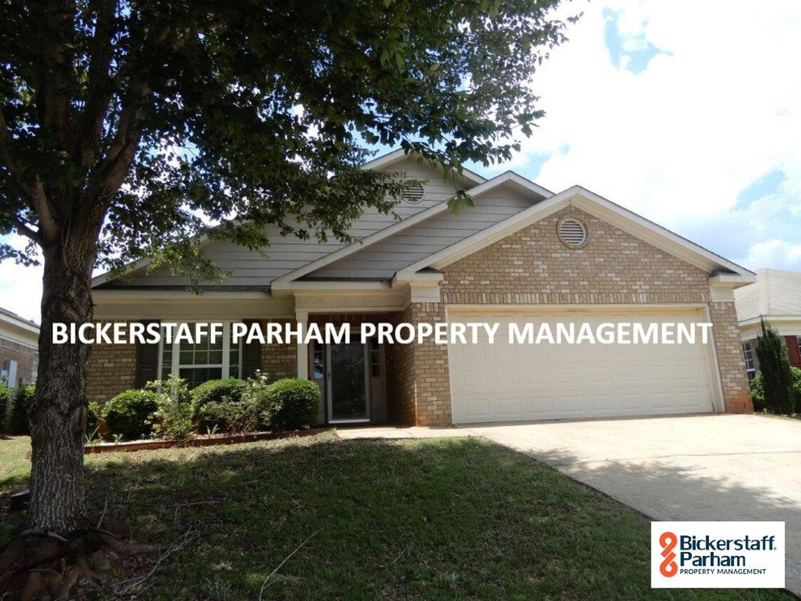 Foto principal - Beautiful Brick Home, Located off Blackmon...