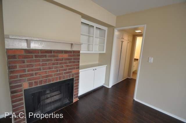 Building Photo - 5617 Woodman Ave