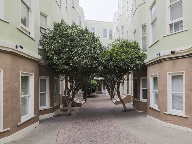 Foto del edificio - 1450 Washington St