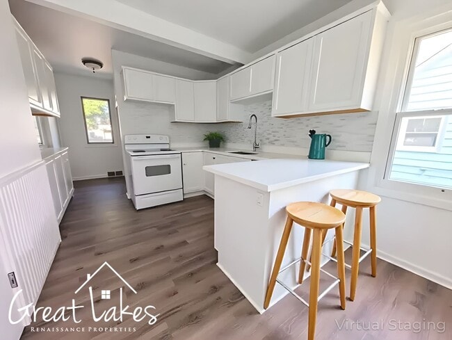 Foto del edificio - Stunning 2 Bedroom 2 Bathroom now availabl...