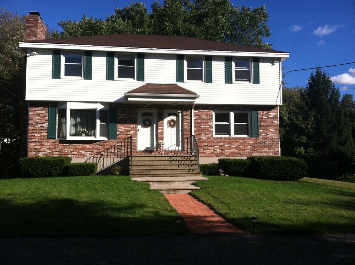 Primary Photo - 18 Jetwood St