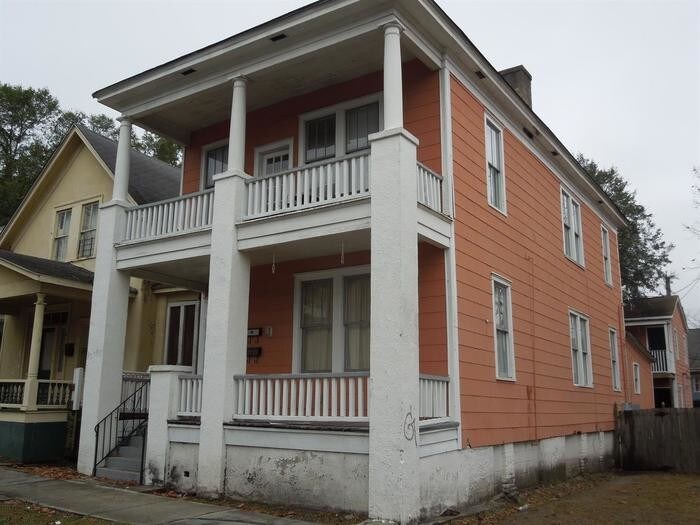 Primary Photo - 536 E Park Ave