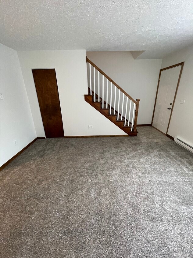 Foto principal - 2227 Seaman St