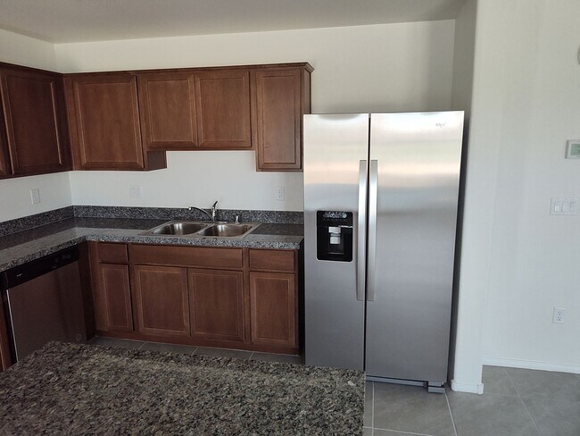 Building Photo - 3 bedroom 2 bath home located in Indian Springs, NV!