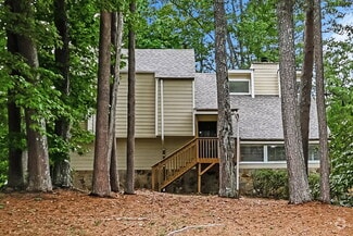 Building Photo - 961 Woodmont Dr