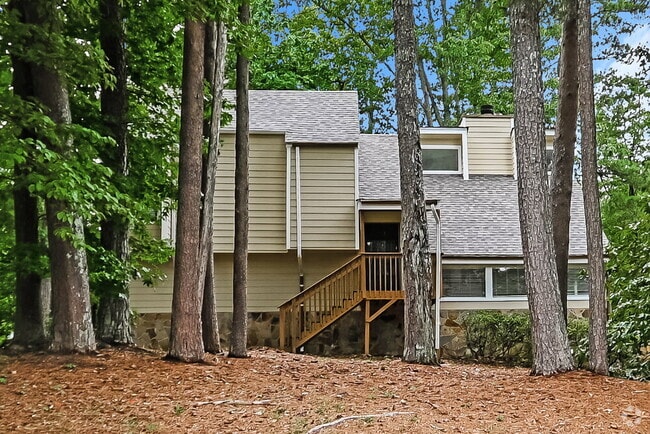 Building Photo - 961 Woodmont Dr