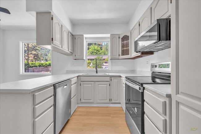 Building Photo - 9710 S Corbett Ln