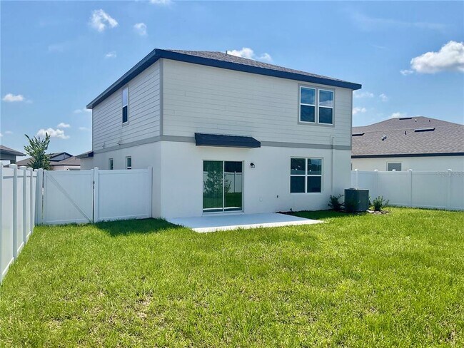 Building Photo - 3511 Hornbeam Rd