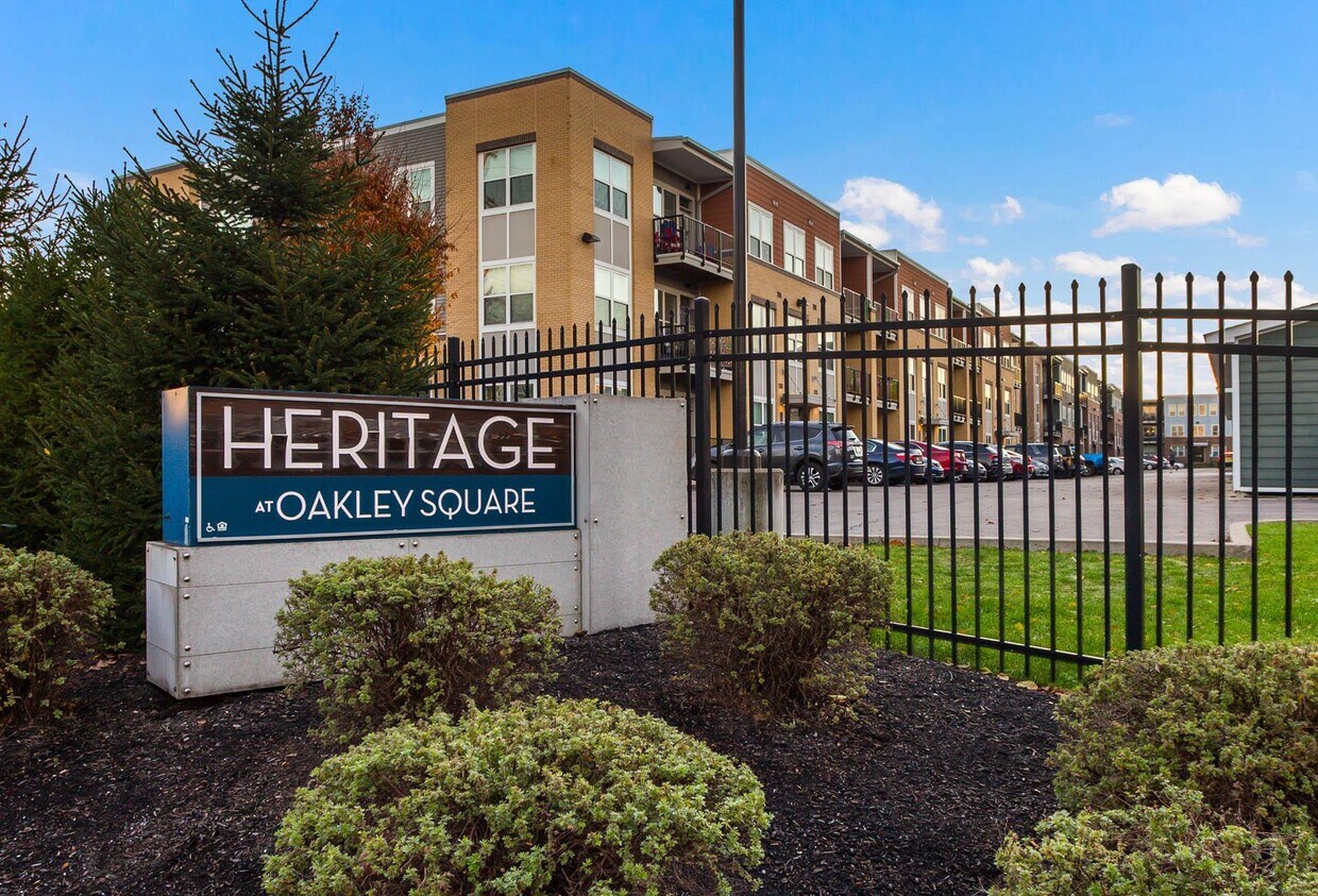 Heritage at Oakley Square Apartments 4382 Marburg Ave Cincinnati, OH