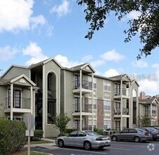 Building Photo - 2550 N Alafaya Trail