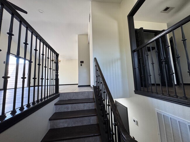 Foto del edificio - 7716 Champion Pines Dr