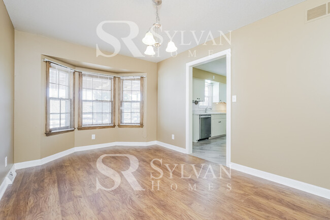 Foto del edificio - 800 NW 68th Pl