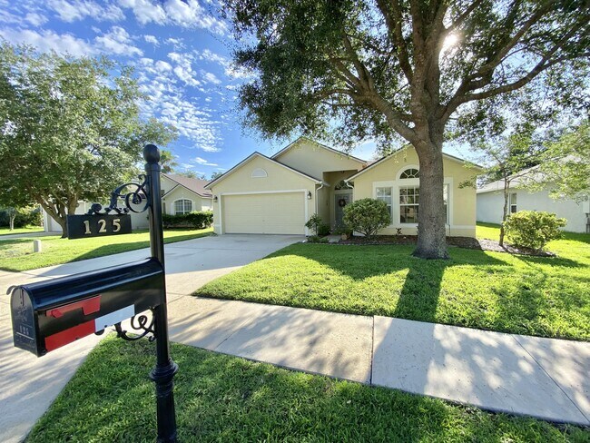 Foto del edificio - 125 King Arthur Ct