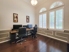 Building Photo - 78 N Bluff Creek Cir