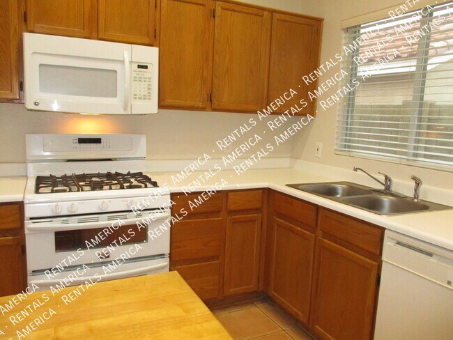 Building Photo - 8775 W Marconi Ave