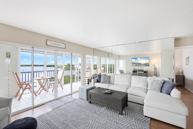 Building Photo - 4895 Bonita Beach Rd