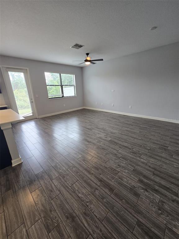 Foto del edificio - 1243 Sandwedge St