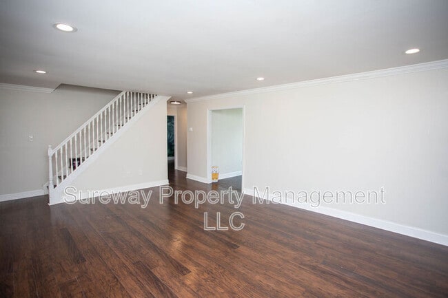 Building Photo - 49 Granite Ln
