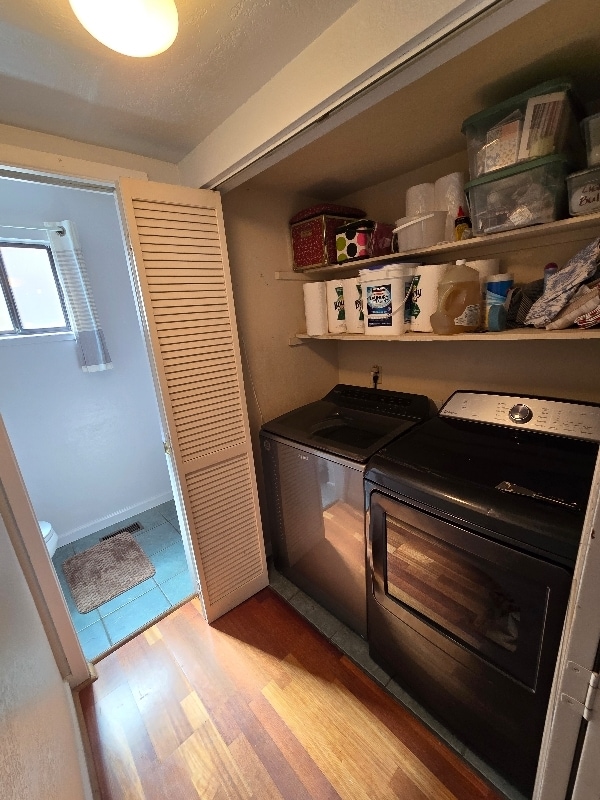 Foto del edificio - 3464 Ridgecrest Dr