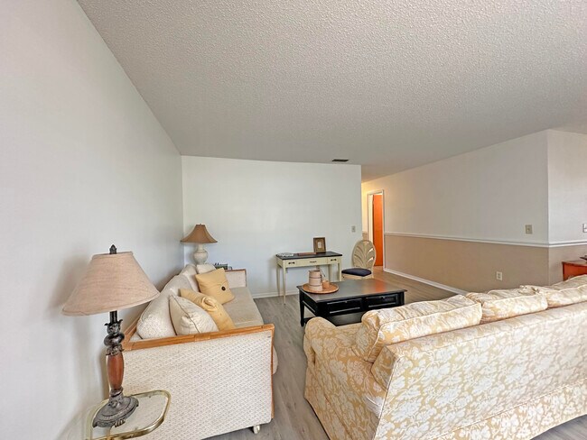 Foto del edificio - 2800 Indian River Blvd
