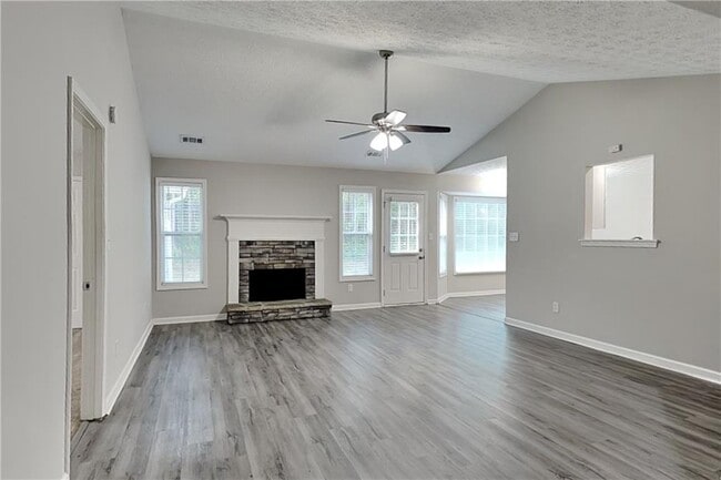 Building Photo - 40 Colton Dr