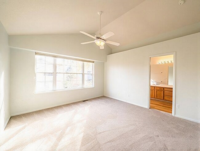 Foto del edificio - 437 S Cherrywood Dr