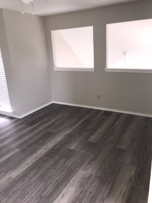 Foto del edificio - 9829 Walnut St