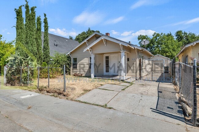 Building Photo - Charming 3-Bedroom Home for Rent